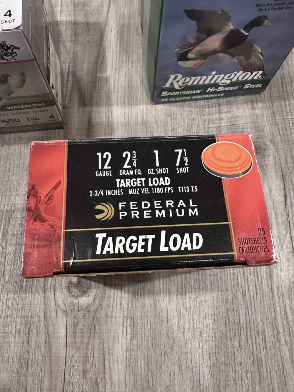 350 rounds shell of 12 gauge premium high end birdshot Lot 15 boxes of 25 -img-7