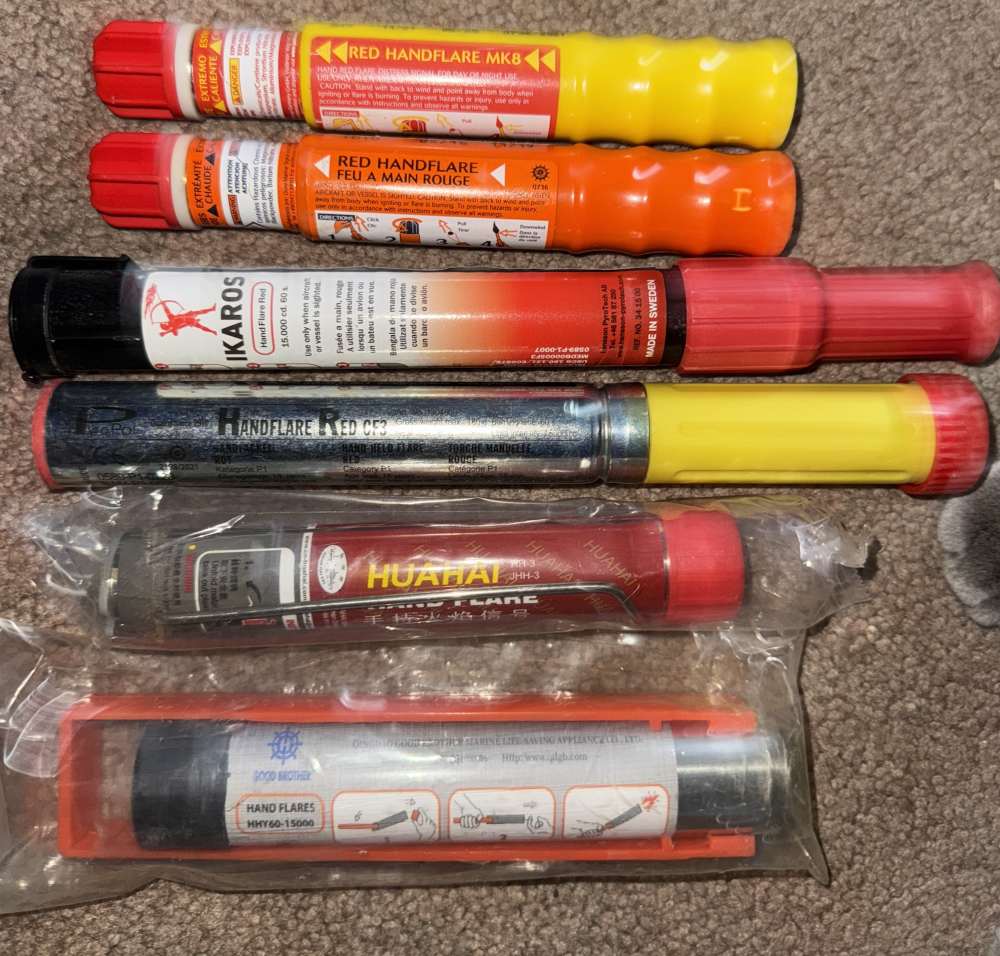 10qty magnesium hand flares ULTRA BRIGHT fire starter safety illumination -img-5