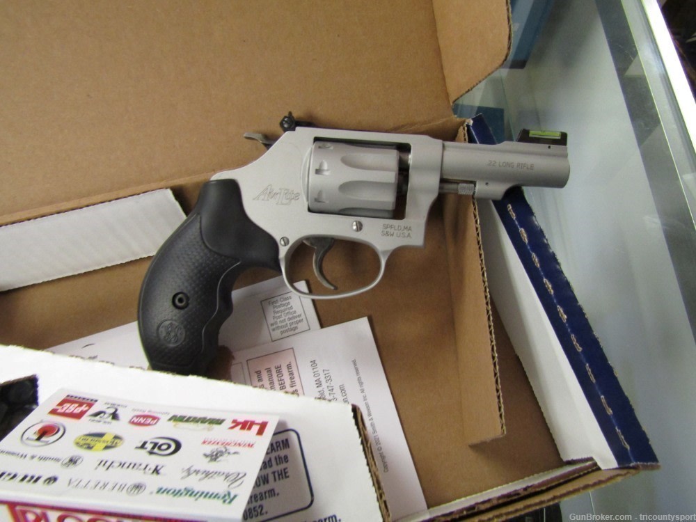 Smith & Wesson 160221 Model 317 Kit Gun 22 LR 8rd 3" Stainless Steel Barrel-img-2