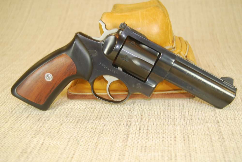 Ruger GP-100 357 mag Excellent-img-0