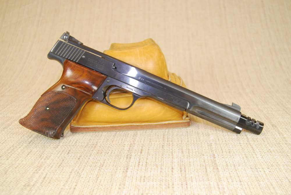 Smith & Wesson Model 41 like new-img-3