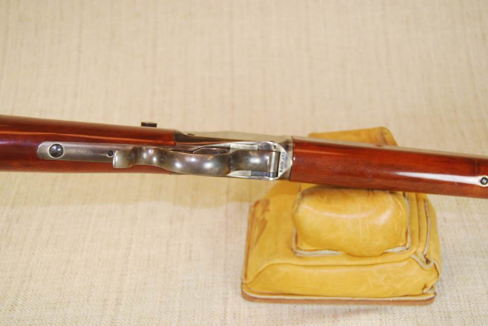 Uberti copy of the Winchester 1885 Hi-Wall 45-70-img-4
