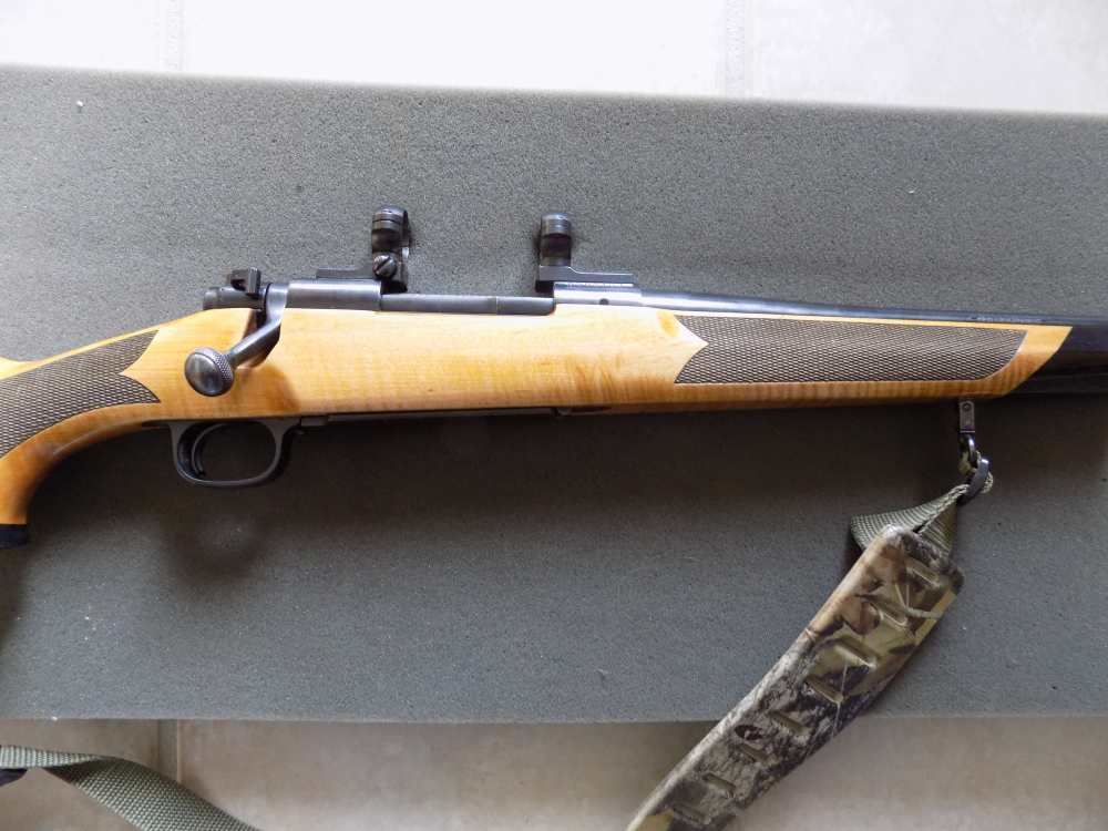  Winchester 70 Classic Sporter Fajen Special Edition  300 win mag   Limited-img-1