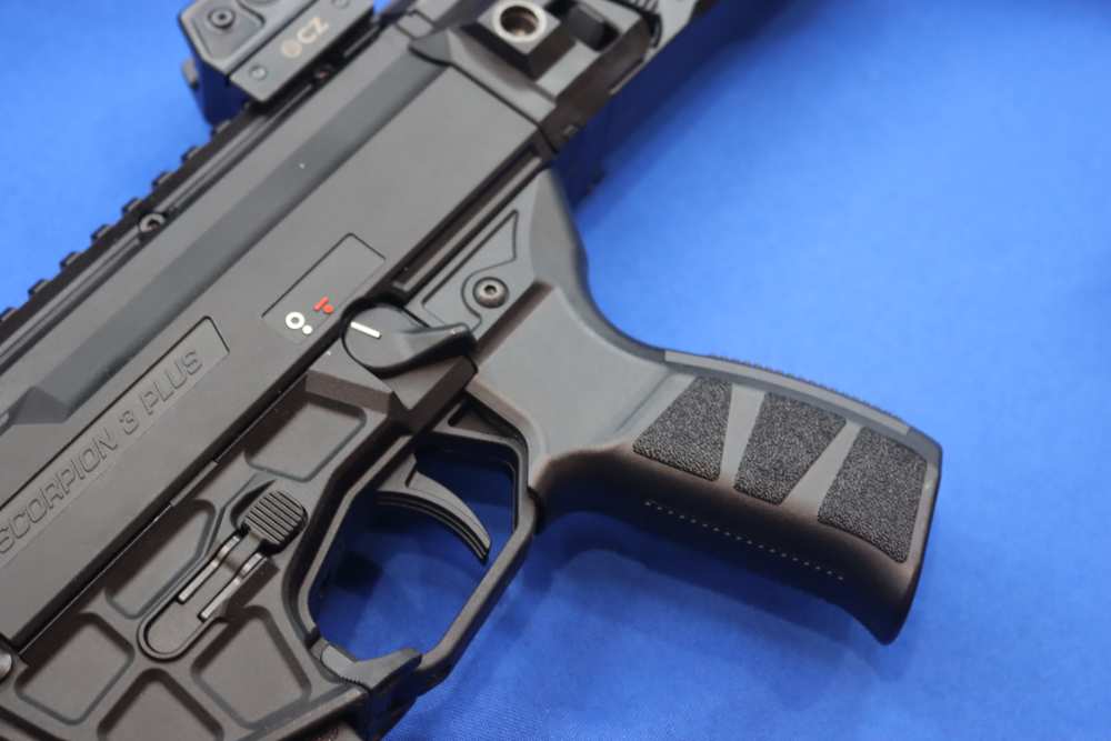 CZ Model SCORPION 3+ MICRO Pistol 9MM 5-MAGS Folding Arm Brace 20RD Semi SA-img-17