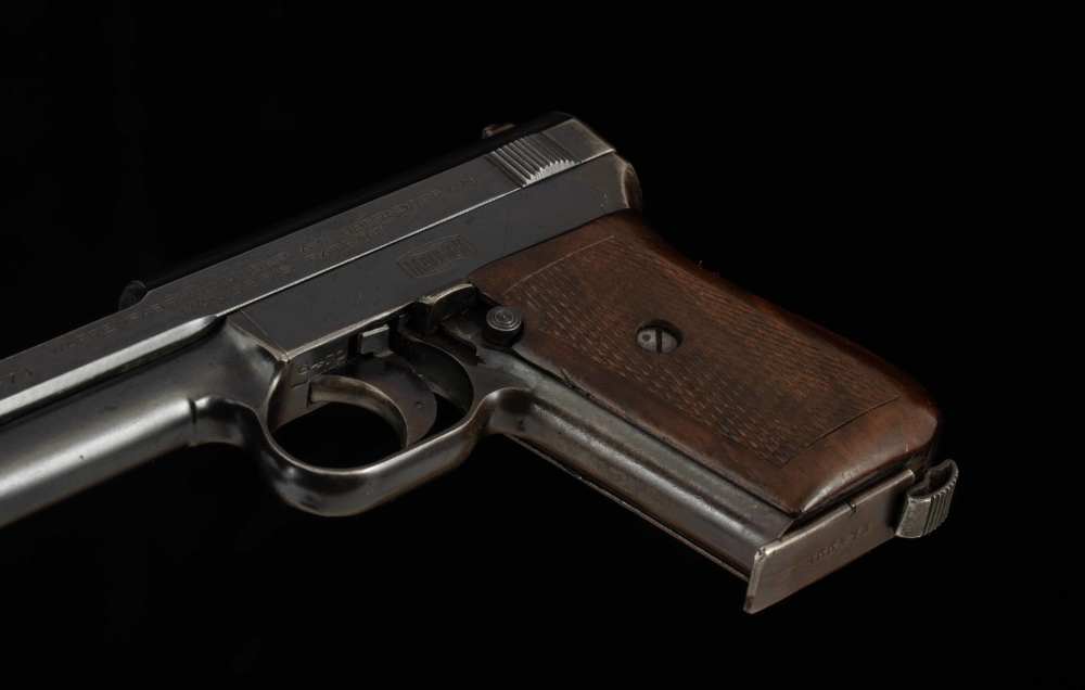 Mauser Model 1934 7.65mm – ALL MATCHING SN, MIRROR BORE, WALNUT GRIPS-img-6