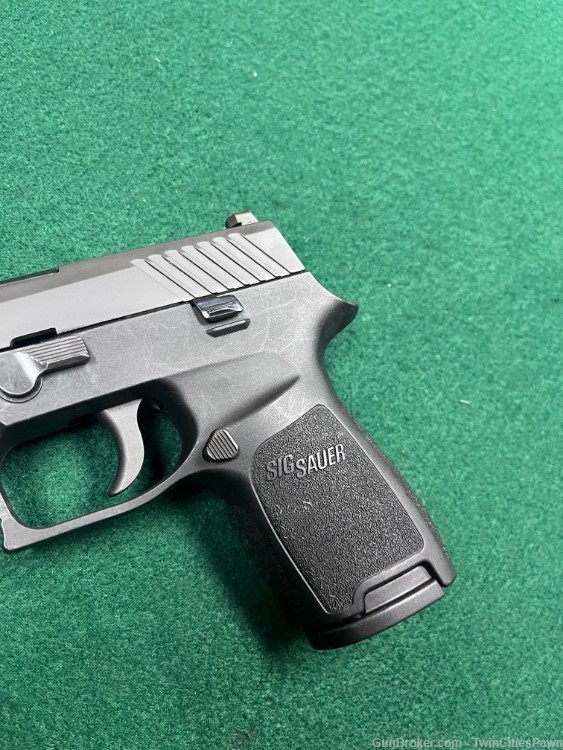 Sig Sauer P320 9mm 3.75" w/ 15rd Magazine-img-2