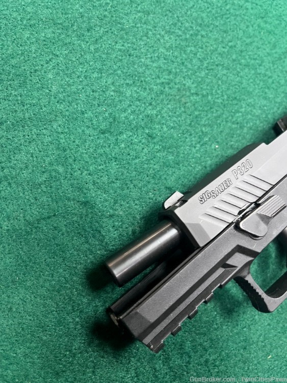 Sig Sauer P320 9mm 3.75" w/ 15rd Magazine-img-7