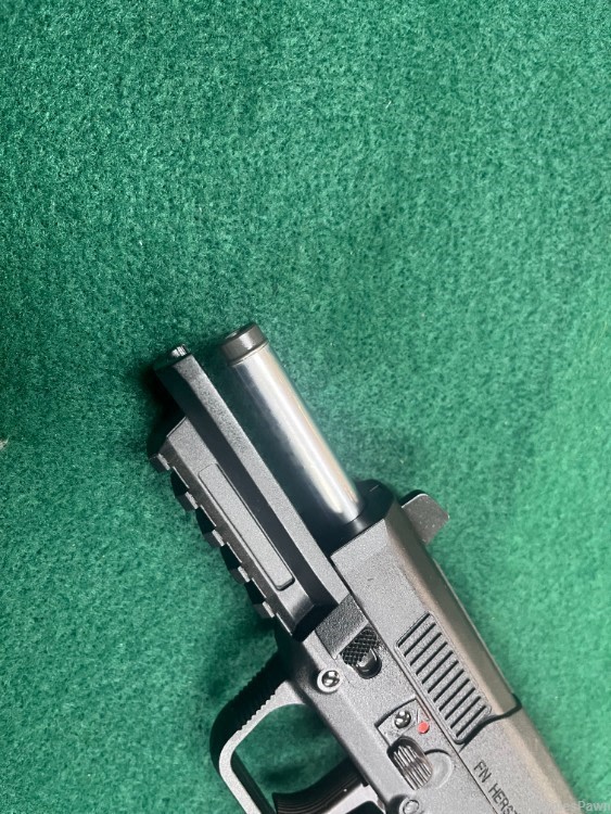 FNH Five-Seven MK2P 5.7x28mm w/ Mags & Case-img-8