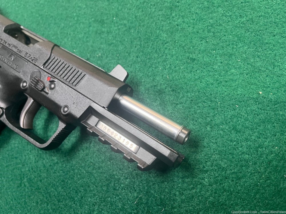 FNH Five-Seven MK2P 5.7x28mm w/ Mags & Case-img-7
