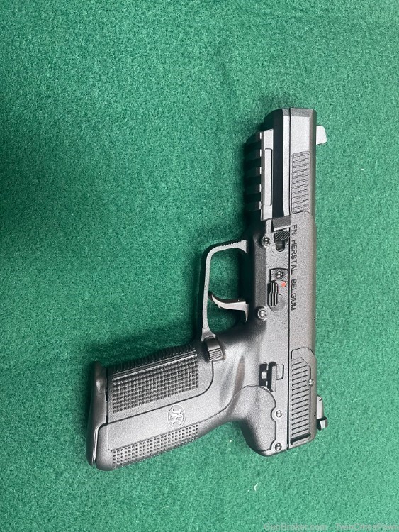 FNH Five-Seven MK2P 5.7x28mm w/ Mags & Case-img-0
