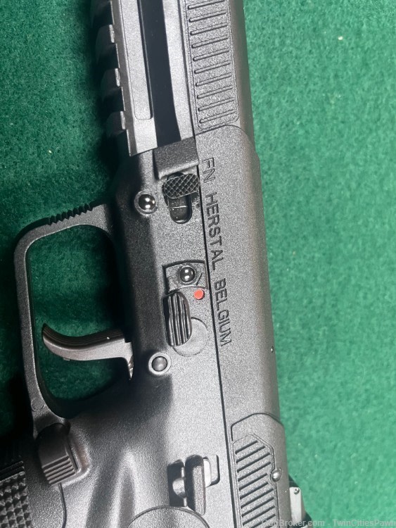 FNH Five-Seven MK2P 5.7x28mm w/ Mags & Case-img-1