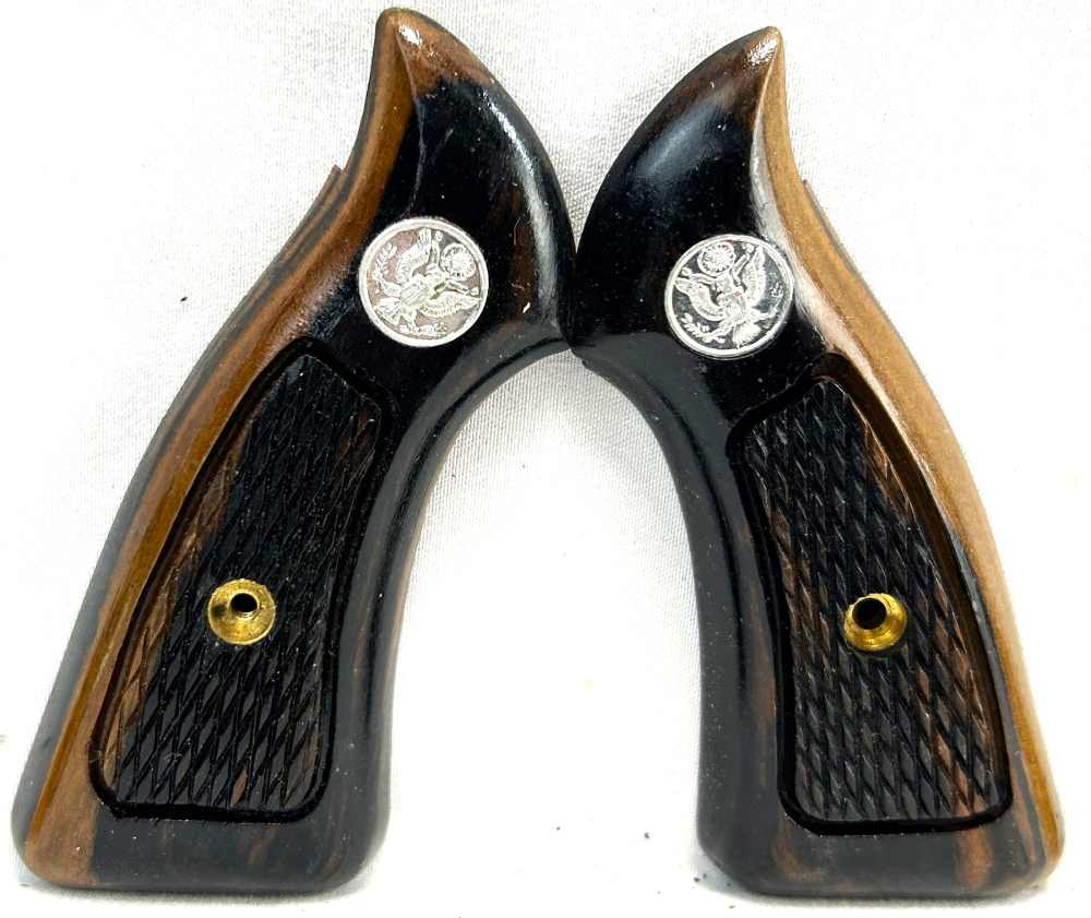 Custom Smith & Wesson S&W J Frame Square Butt Grips - NEW - 22-img-0
