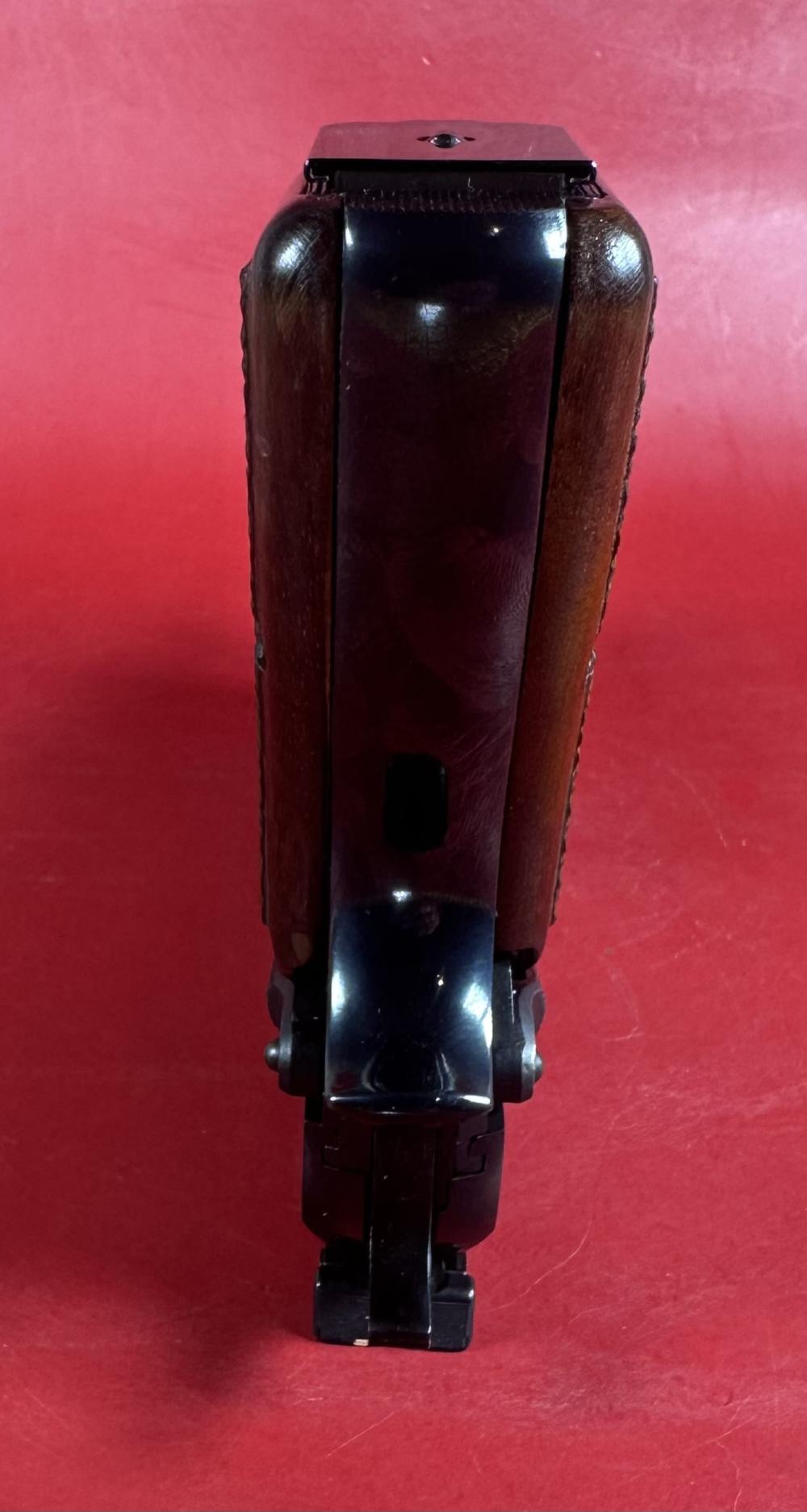 1994 Belgium Browning Hi power, 9mm. 2x13rd mags. Walnut Grips. LNIB.-img-10