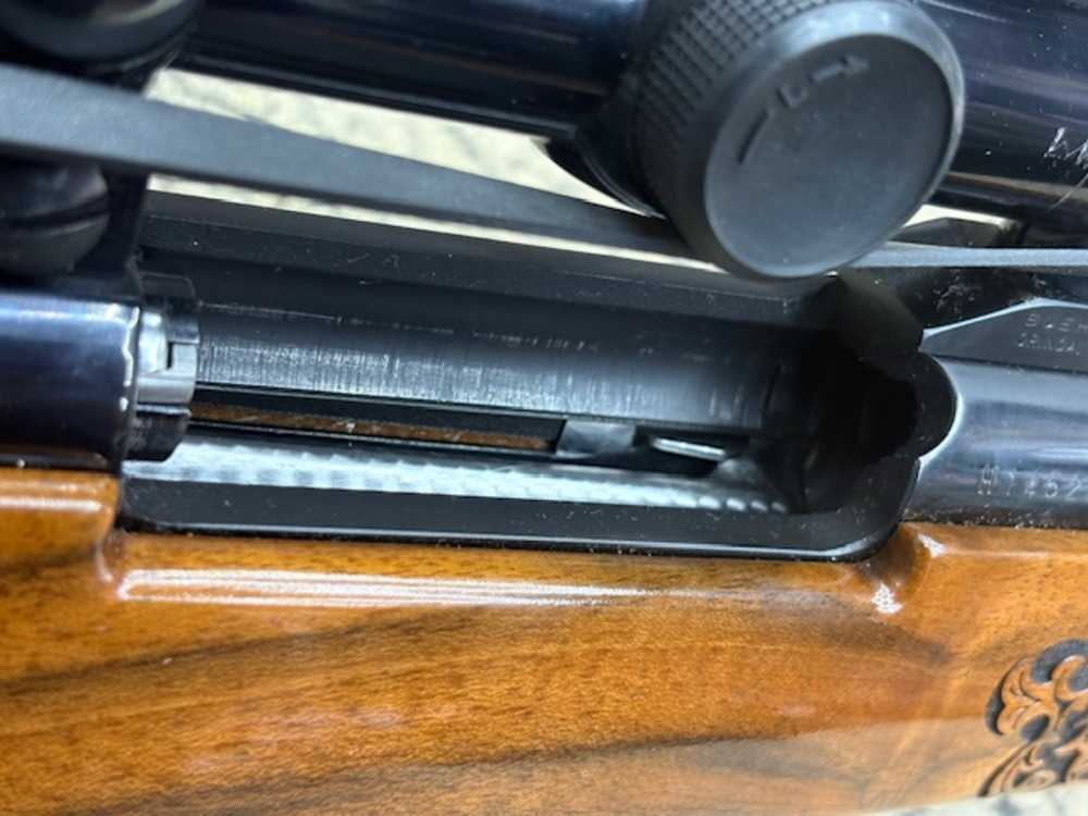Weatherby MK V Lasermark .300WTB mag Weatherby Premiere 3x9x40 scope.-img-8