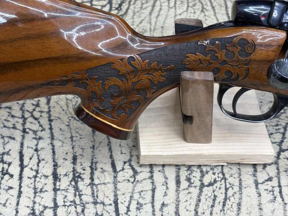Weatherby MK V Lasermark .300WTB mag Weatherby Premiere 3x9x40 scope.-img-7