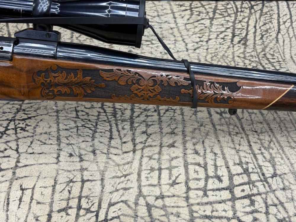 Weatherby MK V Lasermark .300WTB mag Weatherby Premiere 3x9x40 scope.-img-6