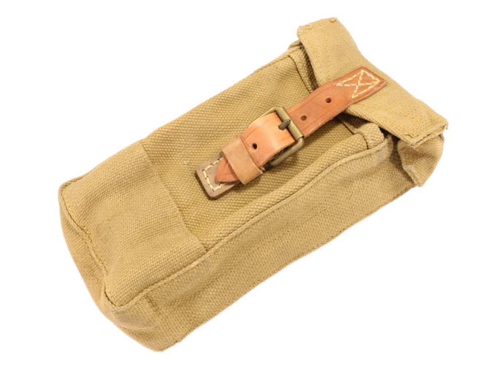 British WW2 Vickers Machine Gun Tool Pouch-img-0