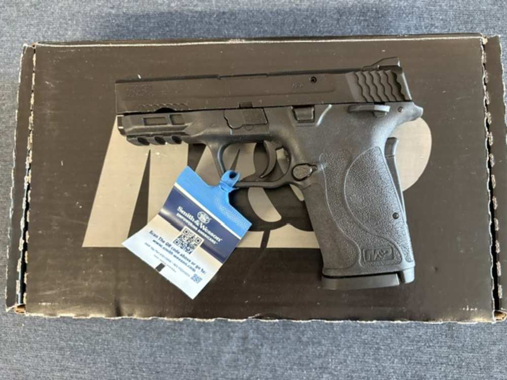 Smith & Wesson M&P9 Shield EZ-img-0