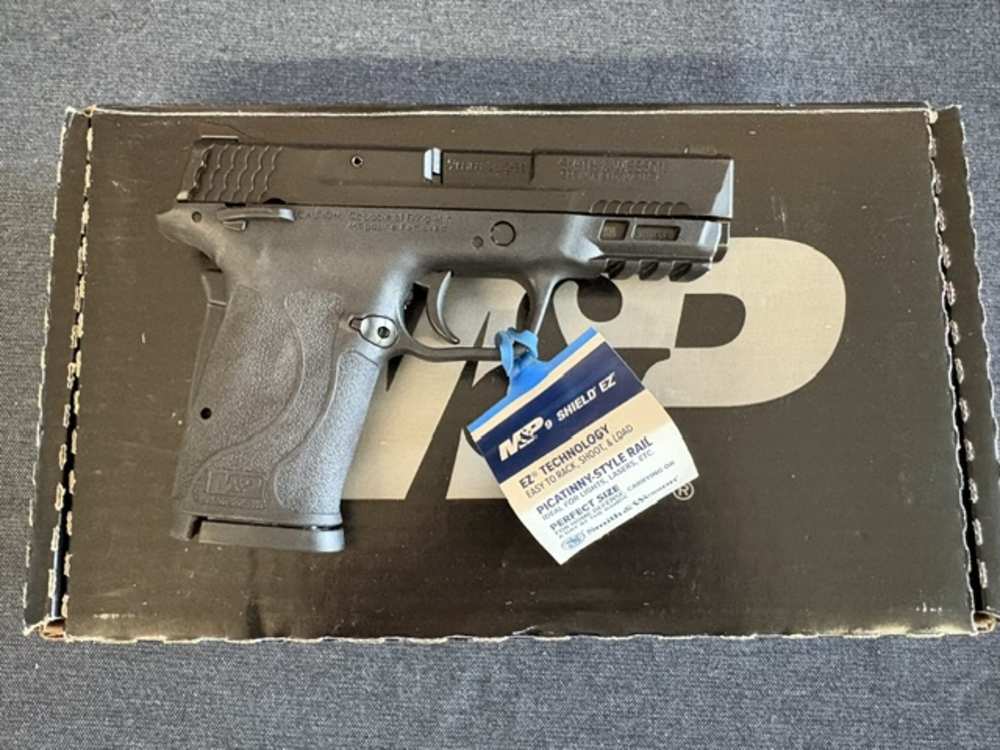 Smith & Wesson M&P9 Shield EZ-img-1