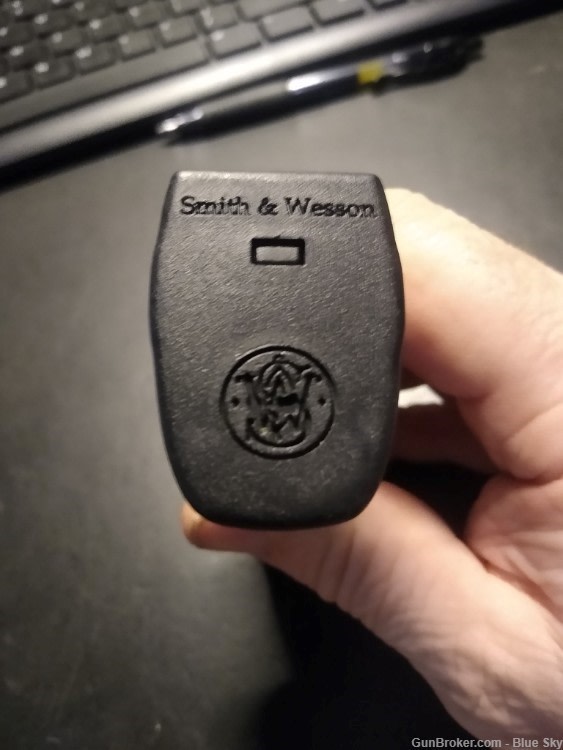 Smith & Wesson SD9 9mm 16rd MagAZINE-img-1