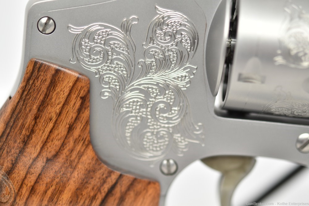 Smith & Wesson Model 640-1 Engraved Complete Set 2-1/4" Barrel 357 Mag NEW!-img-10