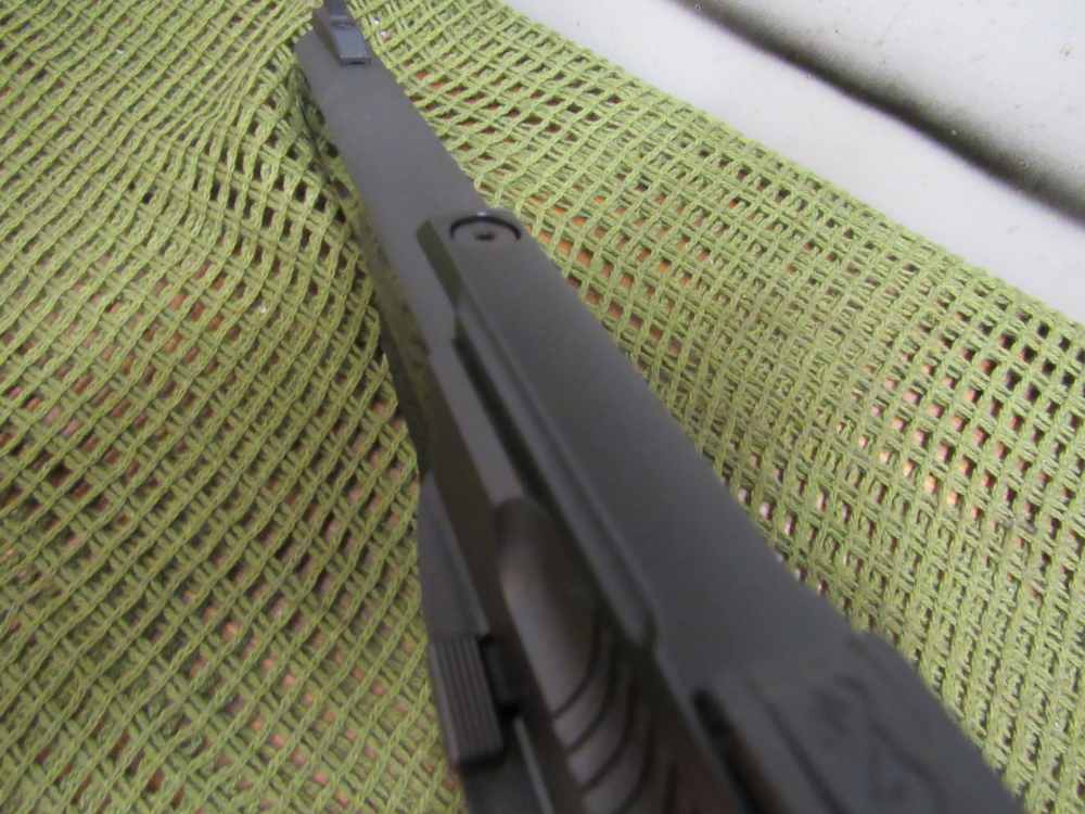 BROWING BUCK MARK Standard URX SE Ultragrip  RX Pro 22 lr-img-18
