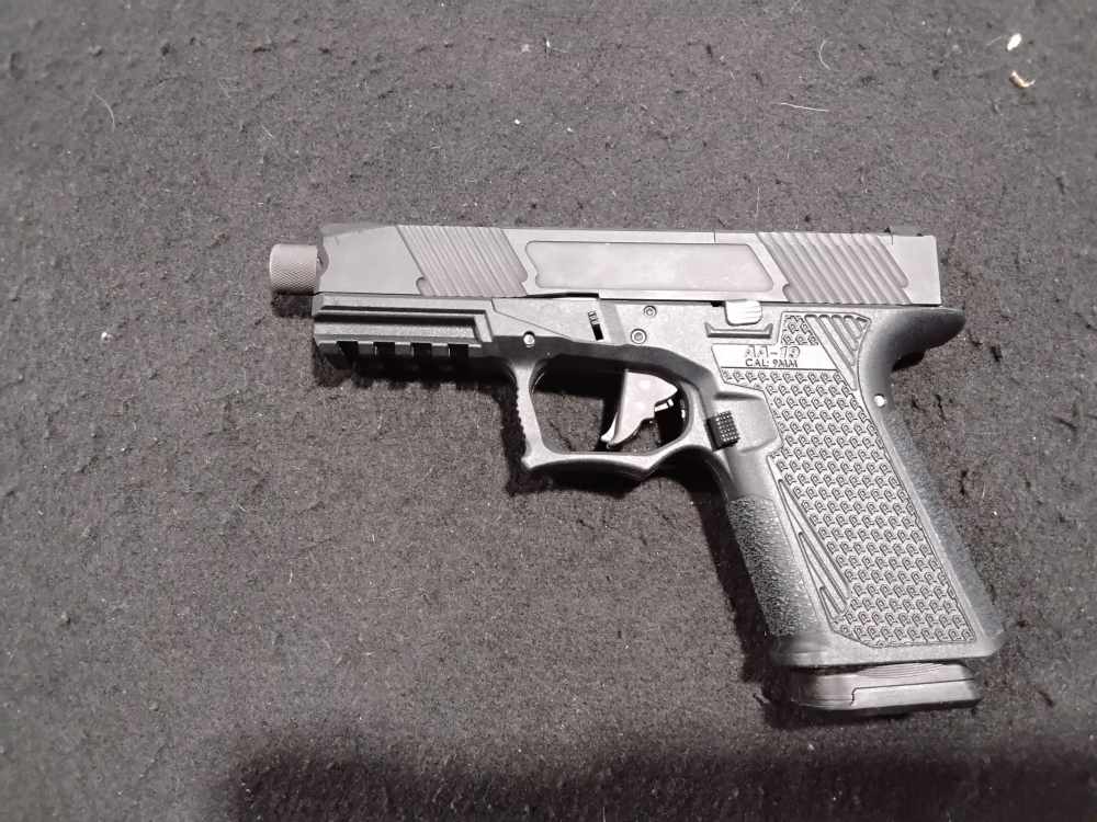 ADAMS ARMS AA-19 9MM SEMI AUTO-img-4