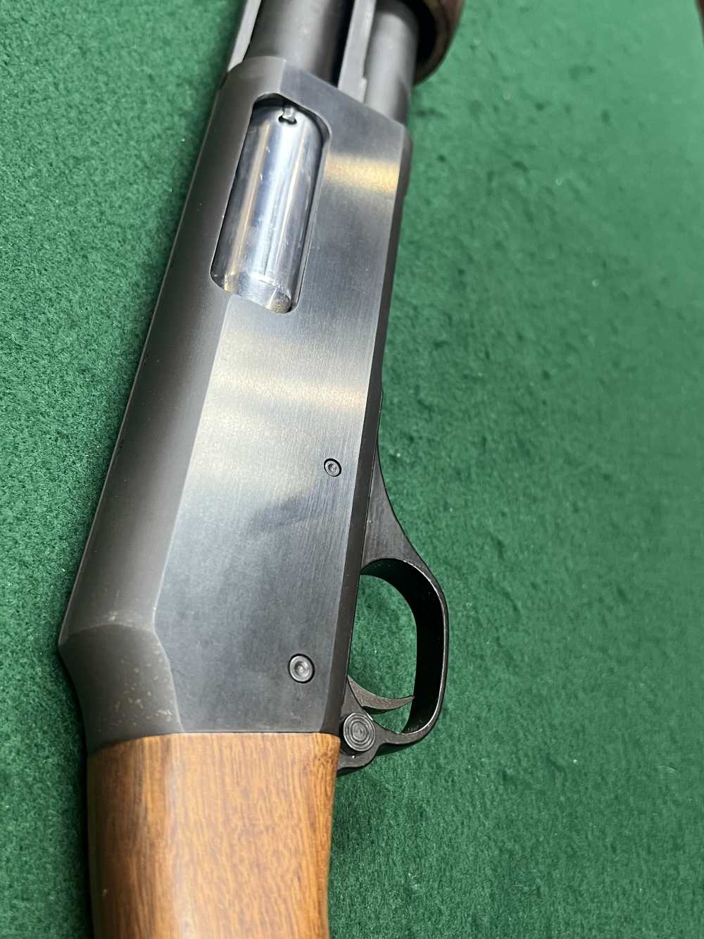 H&R 1871 Pardner Pump 28" Barrel 12 Ga. -img-3