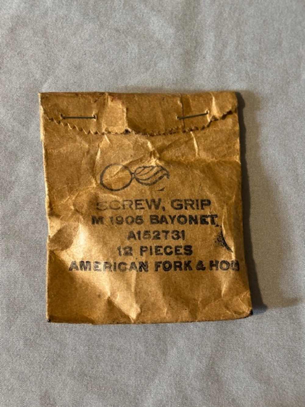 UNISSUED USGI 1905 BAYONET SCREWS 12 PACK WW2 AFH AMERICAN FORK & HOE M1 03-img-0