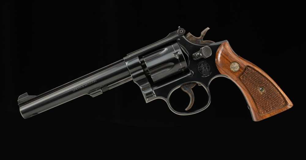 Smith & Wesson Model 17-4 .22LR - 1982, 6” BARREL, BLUED, MIRROR BORE-img-0