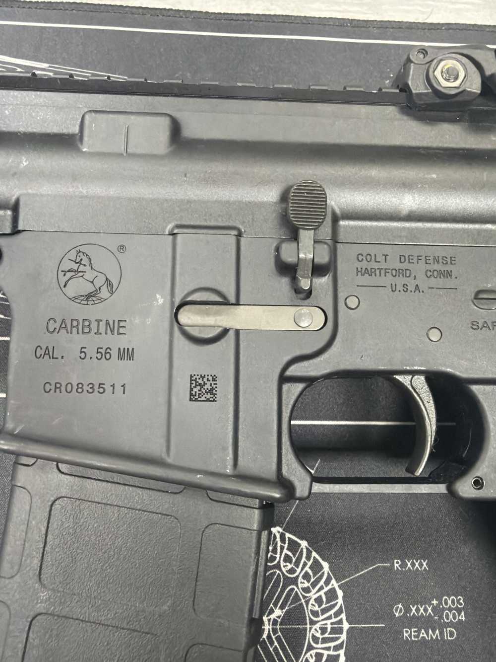 Colt Carbine 556 excellent condition-img-2