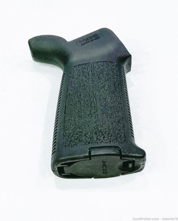 Magpul MOE Grip – AR15/M4, MAG415, Black-img-0
