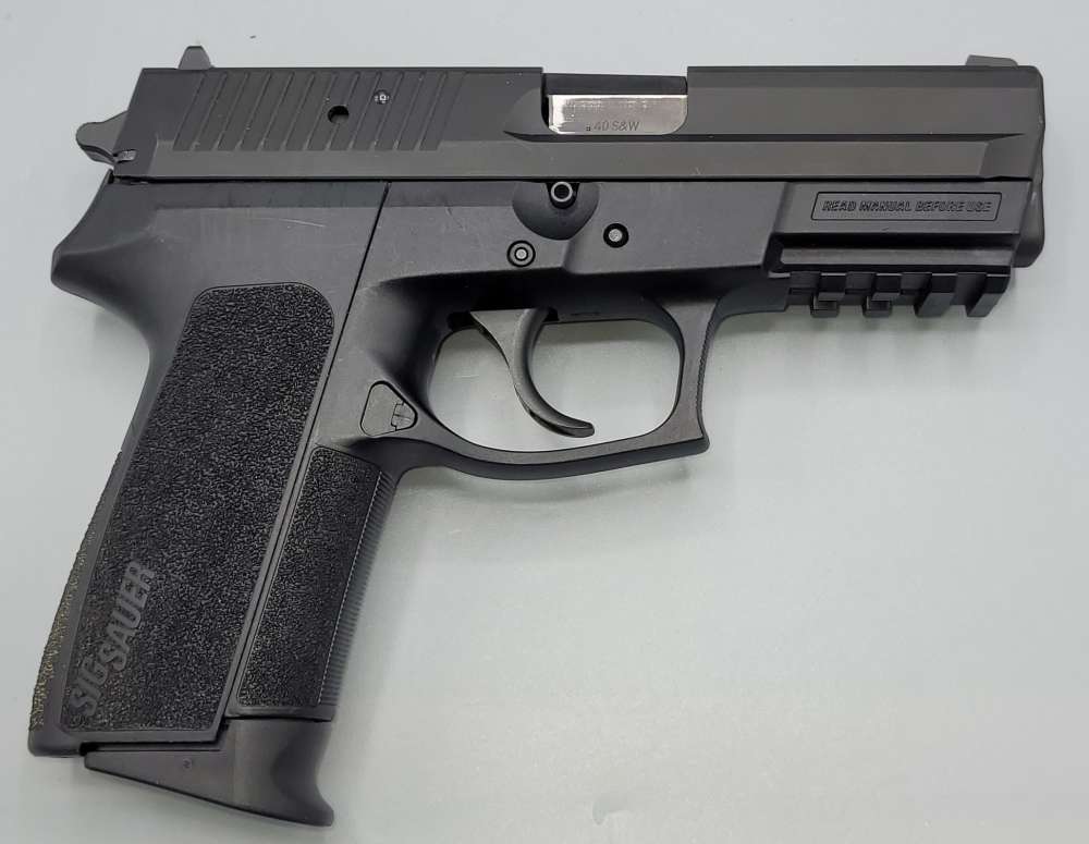 Sig Sauer SP2022 .40 S&W 3.9" DA/SA 12+1-img-1