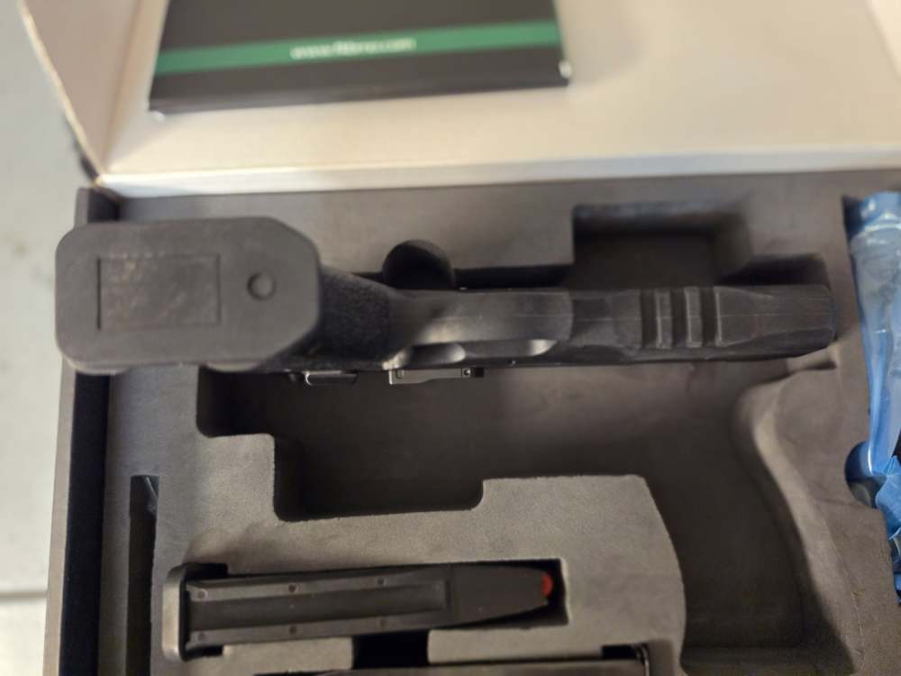 FK BRNO PSD 7.5 FK/9MM OWNED BY 6 TIME UFC WORLD CHAMPION RANDY COUTURE-img-7