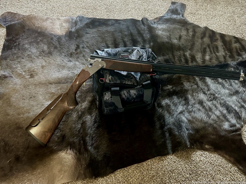 Beretta 687 Silver Pigeon V Sporting 12g  BFAST- Stock is sexy!-img-1
