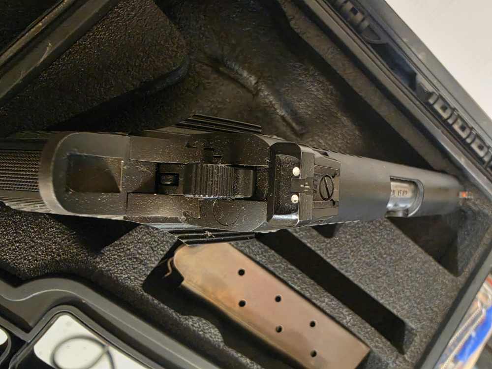 ROCK ISLAND ARMORY M1911A1 MS TACTICAL OWNED BY UFC CHAMPION RANDY COUTURE-img-6