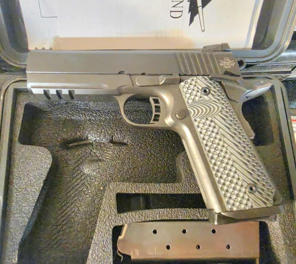 ROCK ISLAND ARMORY M1911A1 MS TACTICAL OWNED BY UFC CHAMPION RANDY COUTURE-img-2