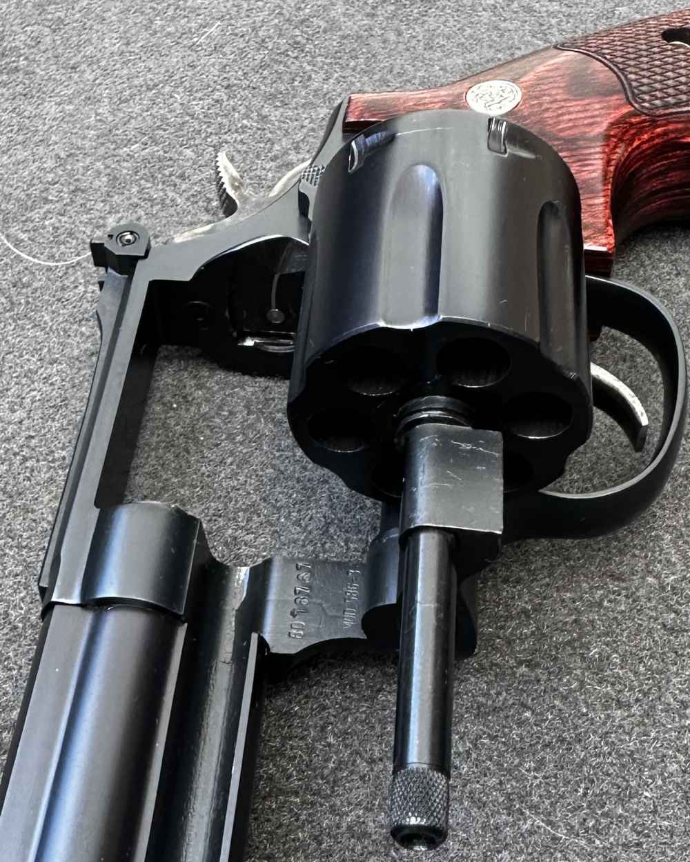 S&W 586-3 .357 Magnum, Matte Satin Black, 6", Pre-Lock, 1989-img-36