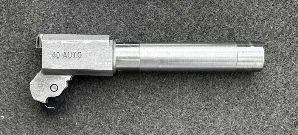 Ruger P94DAO .40 S&W, Double Action Metal-frame Ruger, 1997-img-36