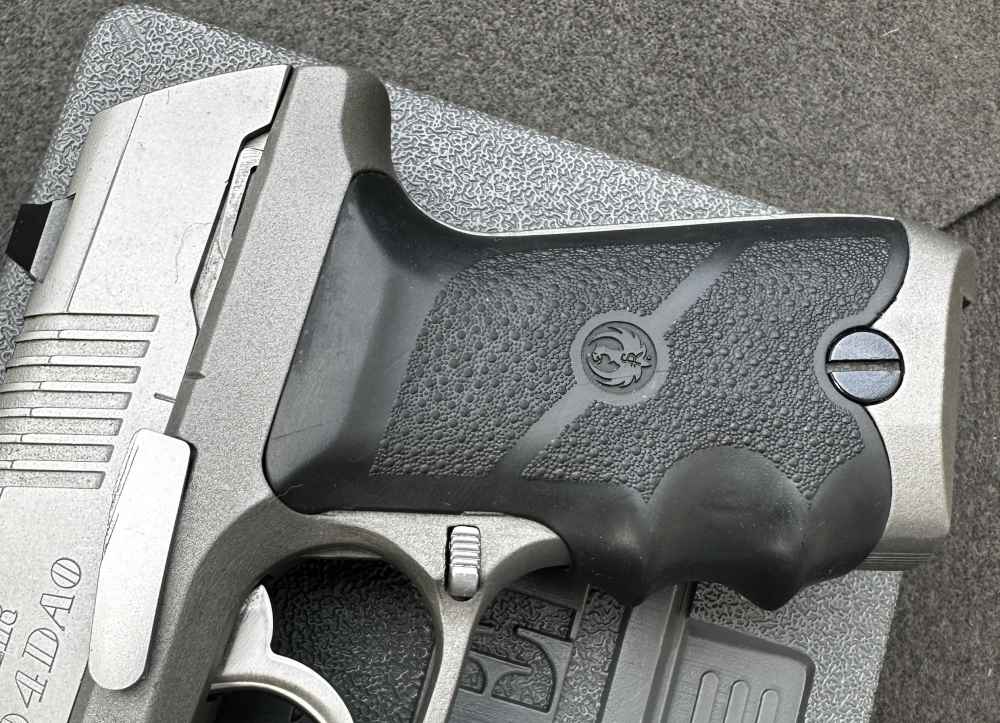 Ruger P94DAO .40 S&W, Double Action Metal-frame Ruger, 1997-img-2