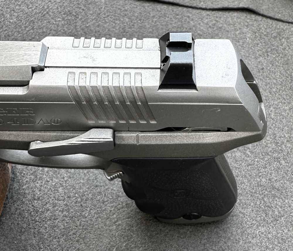 Ruger P94DAO .40 S&W, Double Action Metal-frame Ruger, 1997-img-19