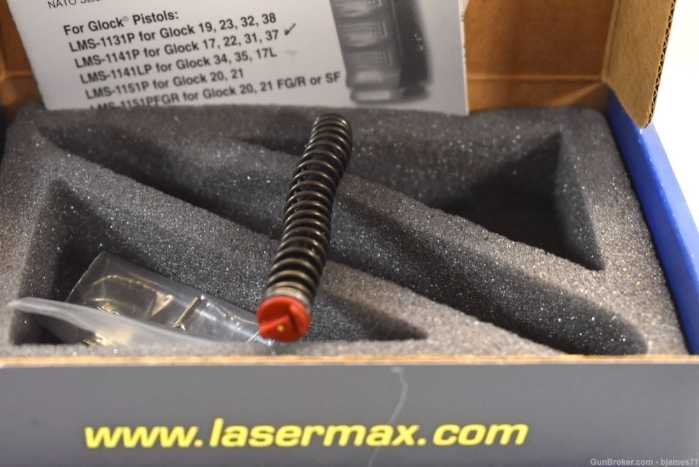 LASERMAX GUIDE ROD LASER FOR GLOCK 17, 22, 31, 37 LIKE NEW -img-6
