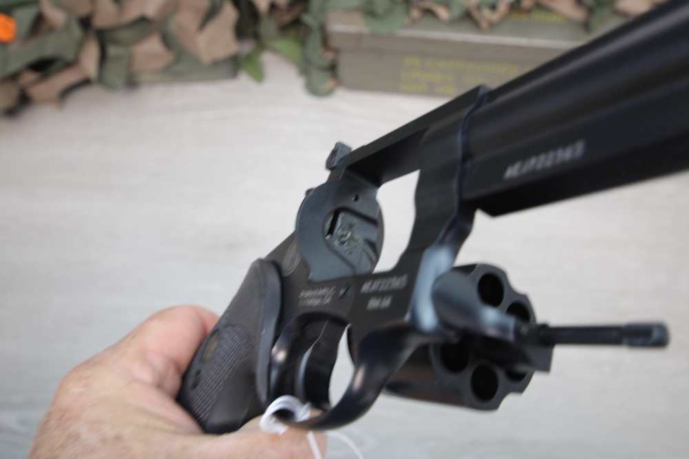 Rossi / Taurus Model RM64 in 357 Mag with 4" Barrel.-img-15