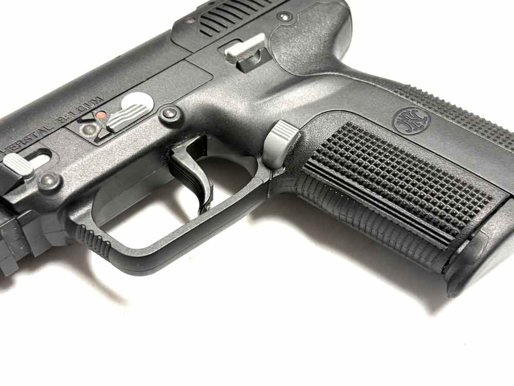 FNH FIVE SEVEN 5.7X28-img-6