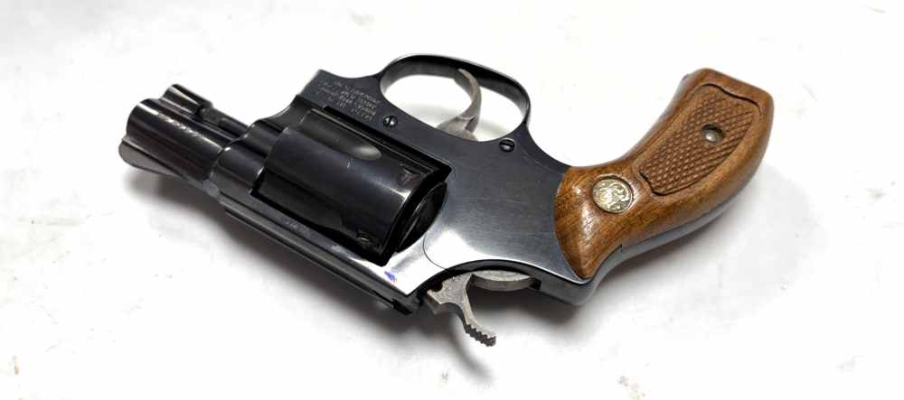 SMITH & WESSON MODEL 36   38 SPL-img-3