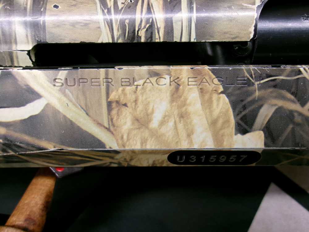 Benelli Super Black Eagle II 12GA 28" Realtree Max-4 -img-11