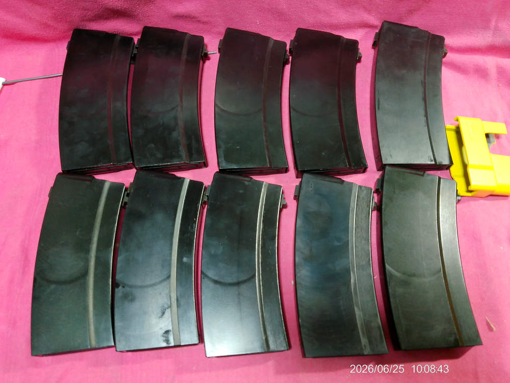SIG PE57 STGW 57 *Brand New magazin IN ORIGINAL SWISS ARMY MAG BAG & EXTRAS-img-4
