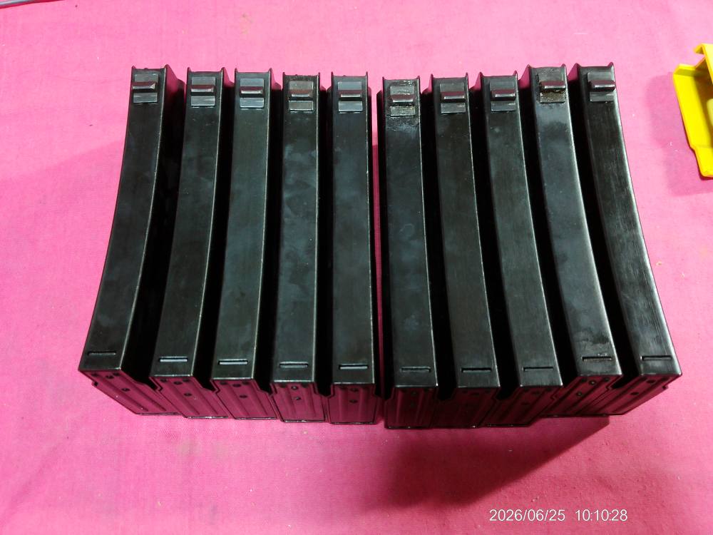 SIG PE57 STGW 57 *Brand New magazin IN ORIGINAL SWISS ARMY MAG BAG & EXTRAS-img-6