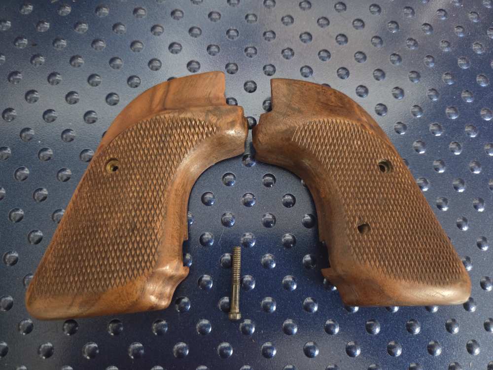 Vintage Herrett's Grips for a Ruger Single Action Old 3 screw frame  Mod RX-img-5