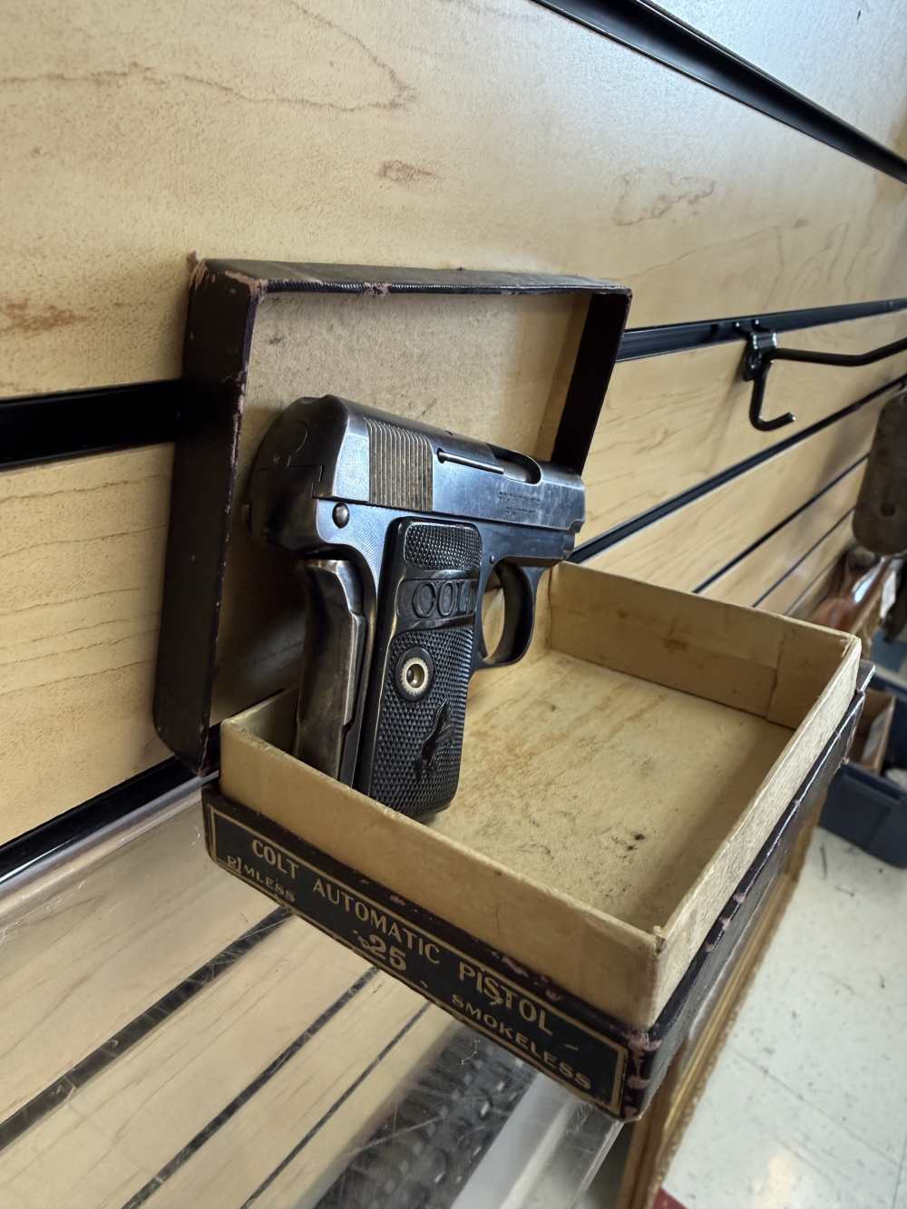 Colt Model 1908 Vest Pocket .25 ACP with Original box -img-2